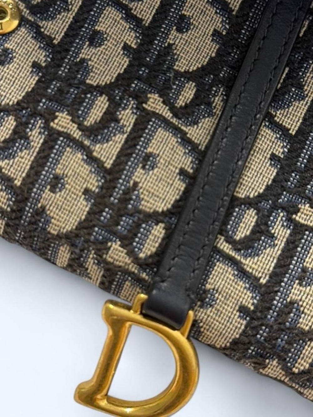 Authentic Dior Monogram Canvas Foldover Clutch in Beige/Black/Navy,Gold Hardware - Picture 5 of 8